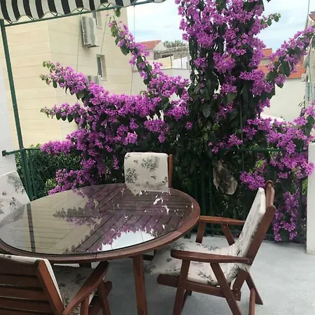 Apartamento Sara Baška Voda