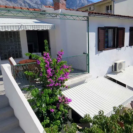 Apartamento Sara *